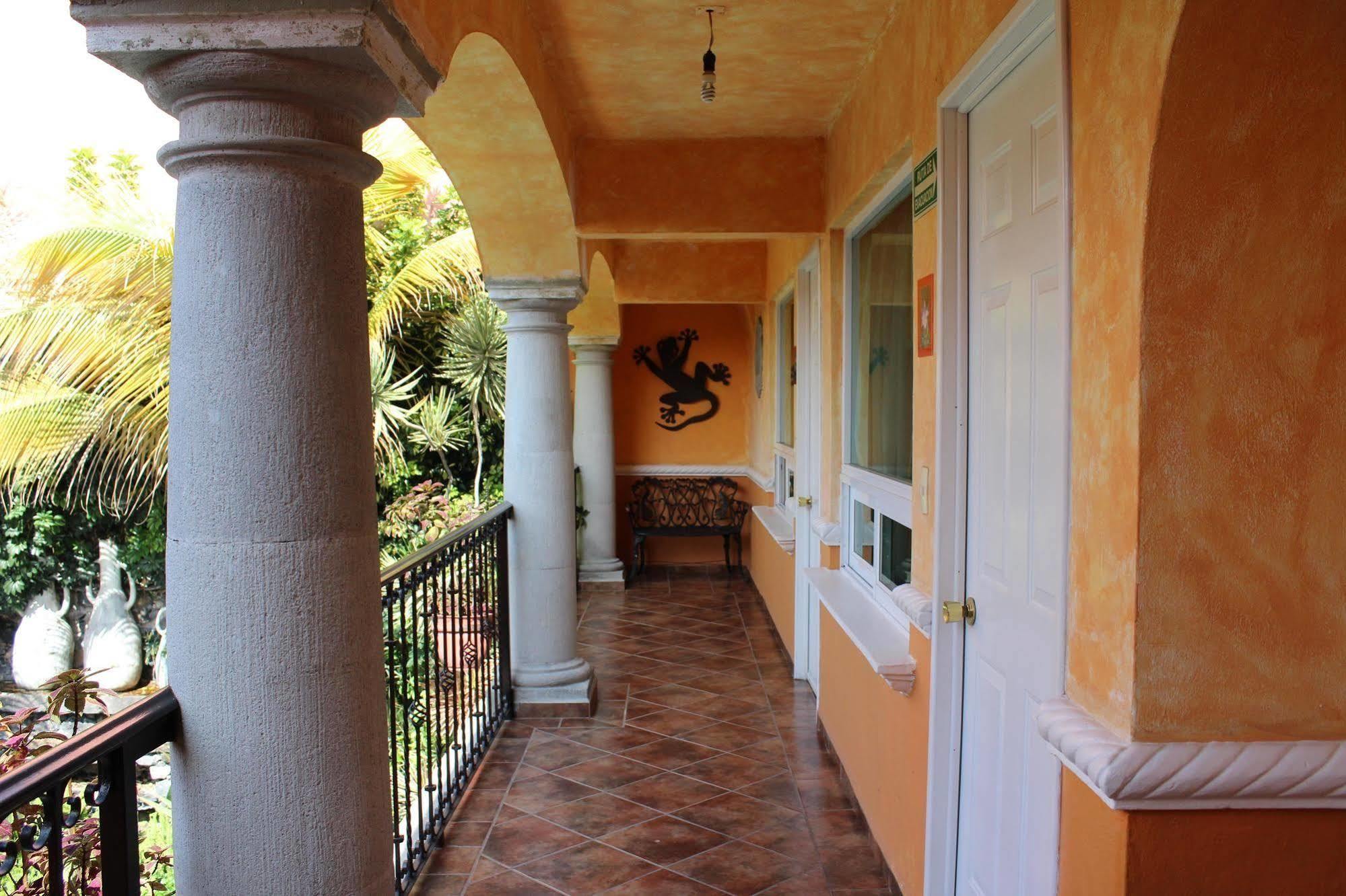 Hotel Casa Anturio à Cuernavaca Extérieur photo